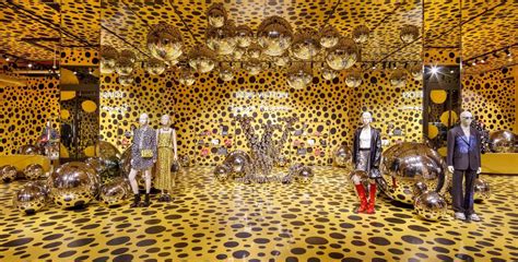 lv x yayoi kusama|yayoi kusama x louis vuitton.